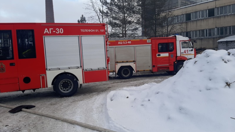 Локализация пожара в Красносельском районе