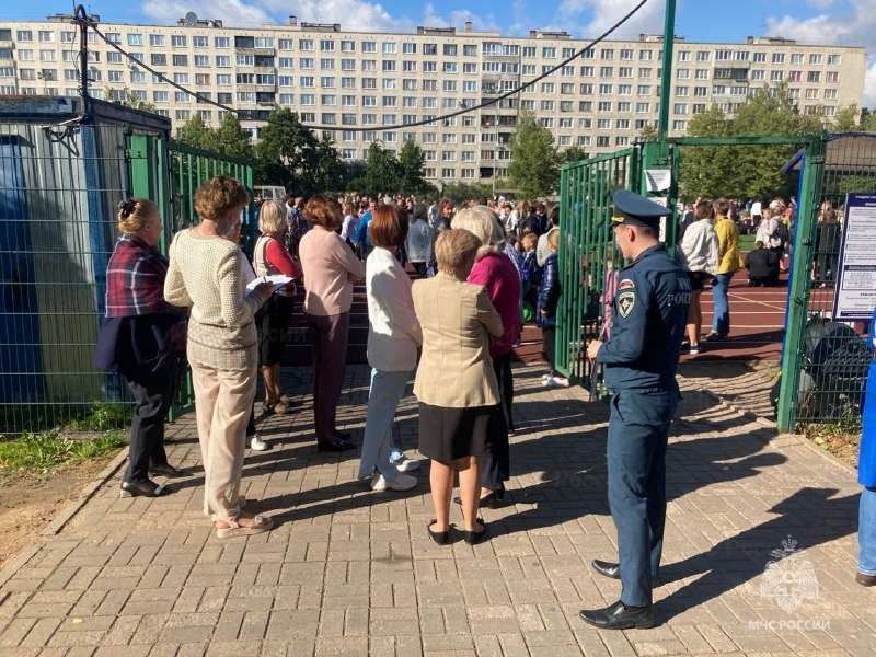 Эвакуация спб сейчас